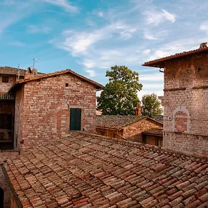 Il Vicolo De Ascesi , Assisi Italia